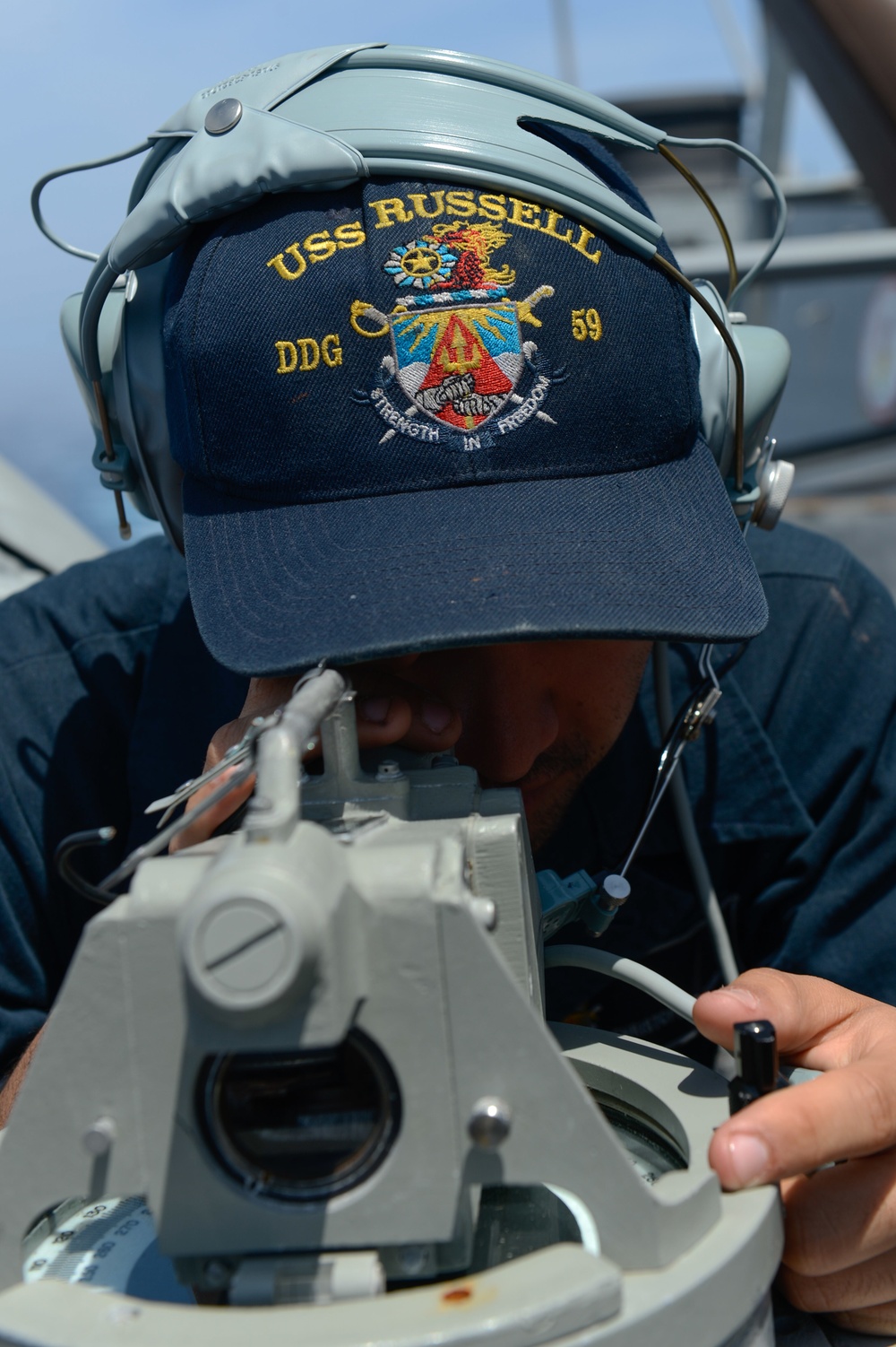 USS Russell (DDG 59)