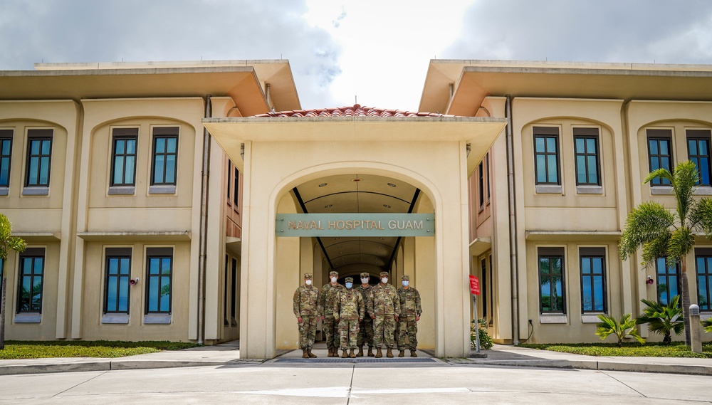 Army OTSG MEDCOM Visits NHG