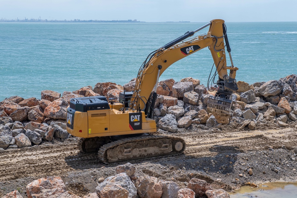 NMCB 1 continues Cliff Erosion Prevention Project on Naval Station Rota