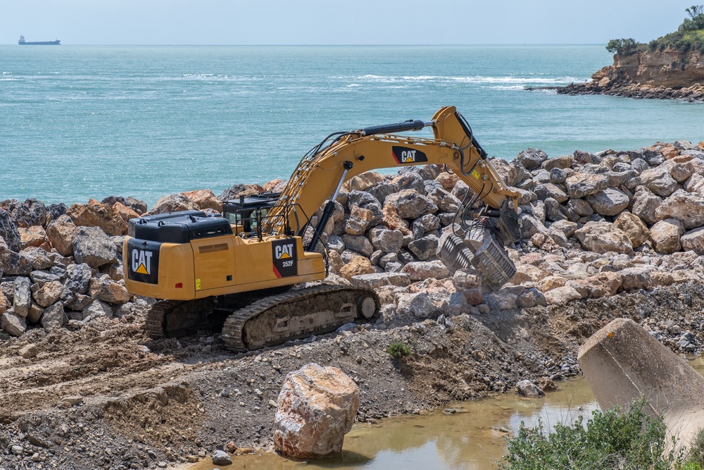 NMCB 1 continues Cliff Erosion Prevention Project on Naval Station Rota