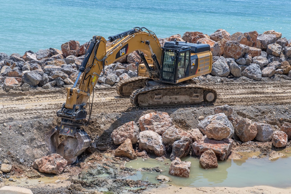 NMCB 1 continues Cliff Erosion Prevention Project on Naval Station Rota