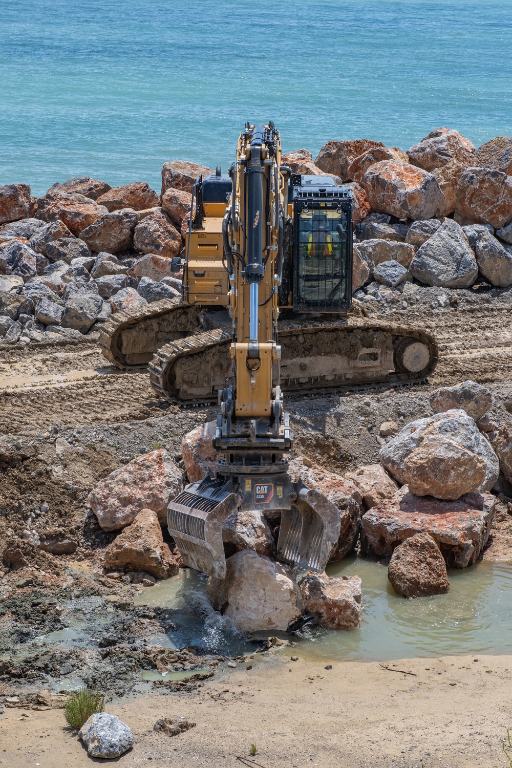 NMCB 1 continues Cliff Erosion Prevention Project on Naval Station Rota