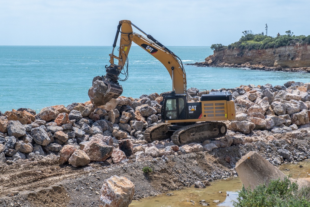 NMCB 1 continues Cliff Erosion Prevention Project on Naval Station Rota