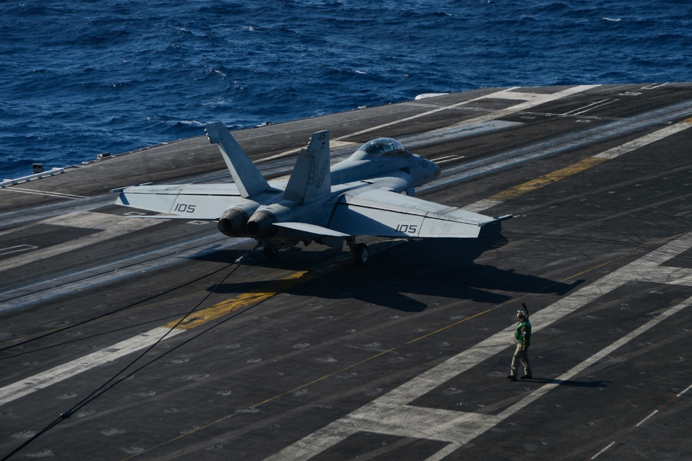 USS Harry S. Truman (CVN 75) transits the Atlantic Ocean