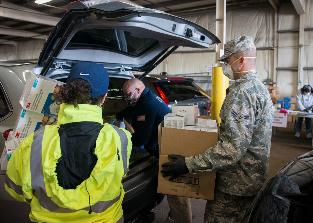 Connecticut National Guard assists PPE distribution in West Hartford