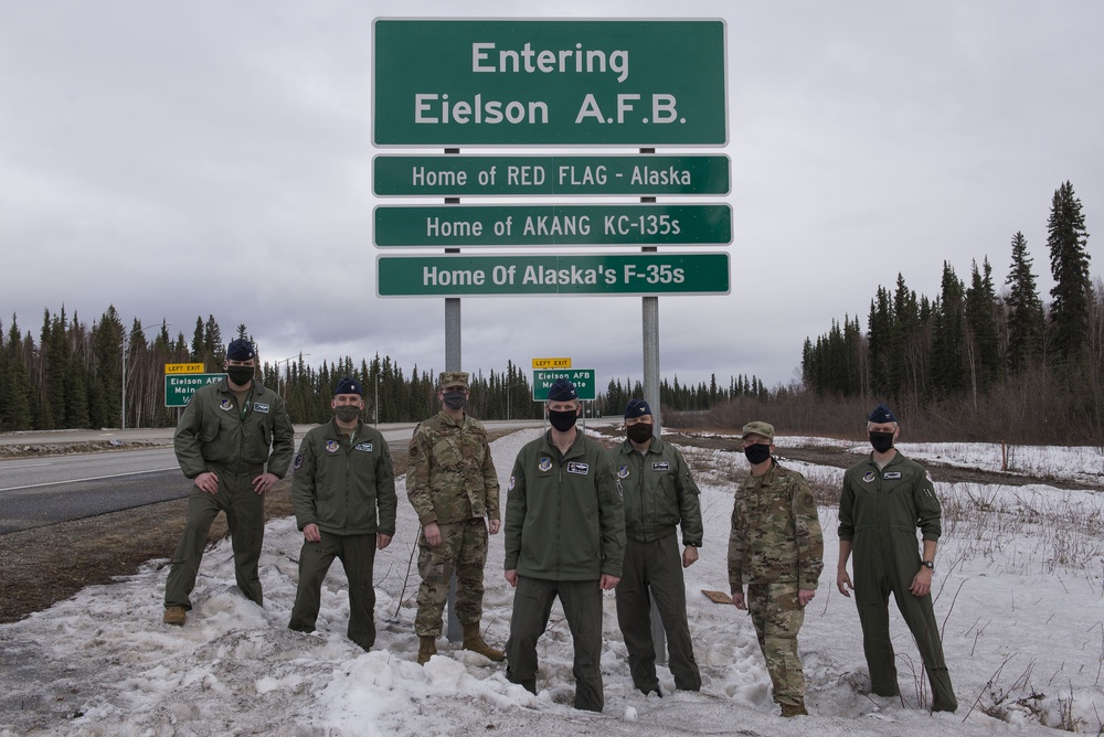 354th FW leadership celebrates F-35A arrival