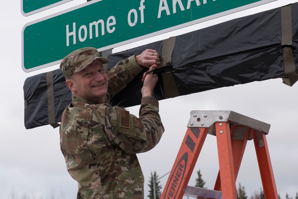 354th FW leadership celebrates F-35 arrival