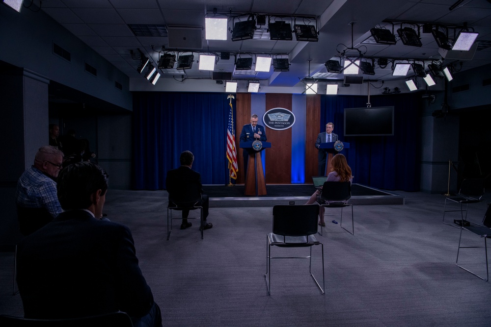 DVIDS - Images - Top DOD Officials Hold News Conference [Image 12 of 17]