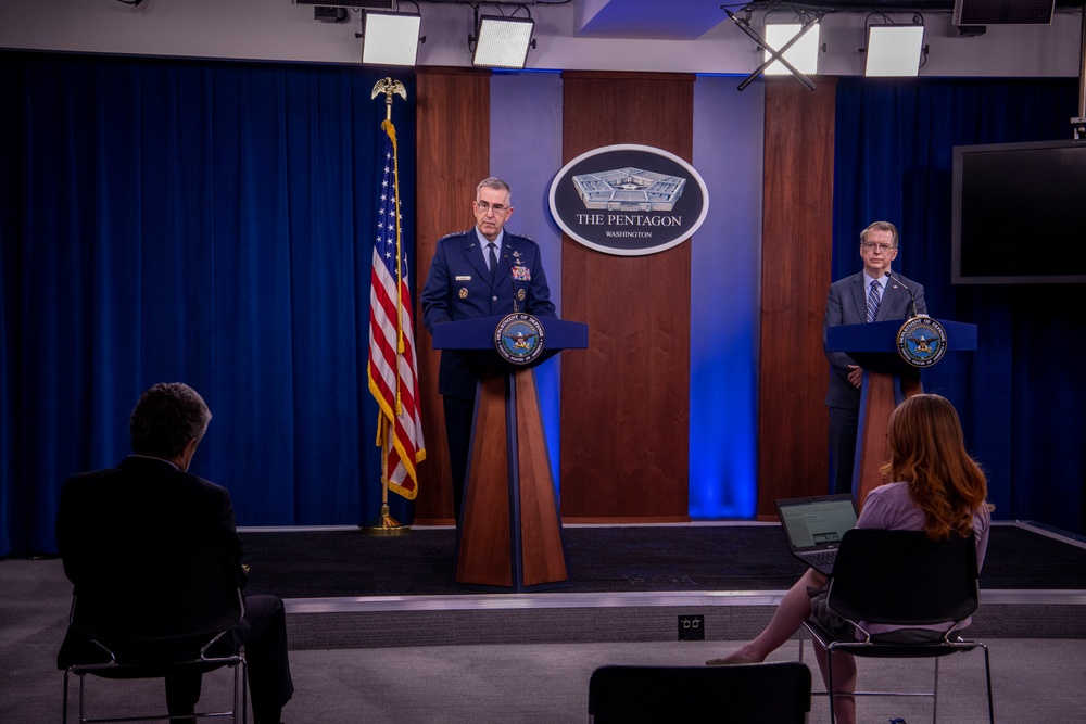 DVIDS - Images - Top DOD Officials Hold News Conference [Image 15 of 17]