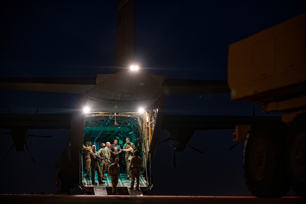 Steel Warriors Train Alongside Airmen From Little Rock Air Force Base During Cold-Load Air/Land Raid
