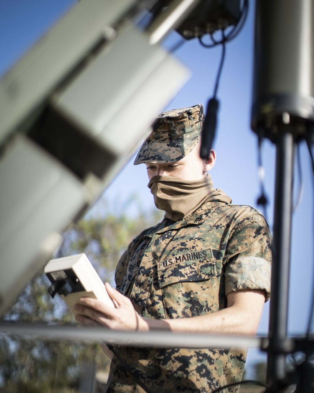 1st Intel Battalion Marines Generate Weather Forecast