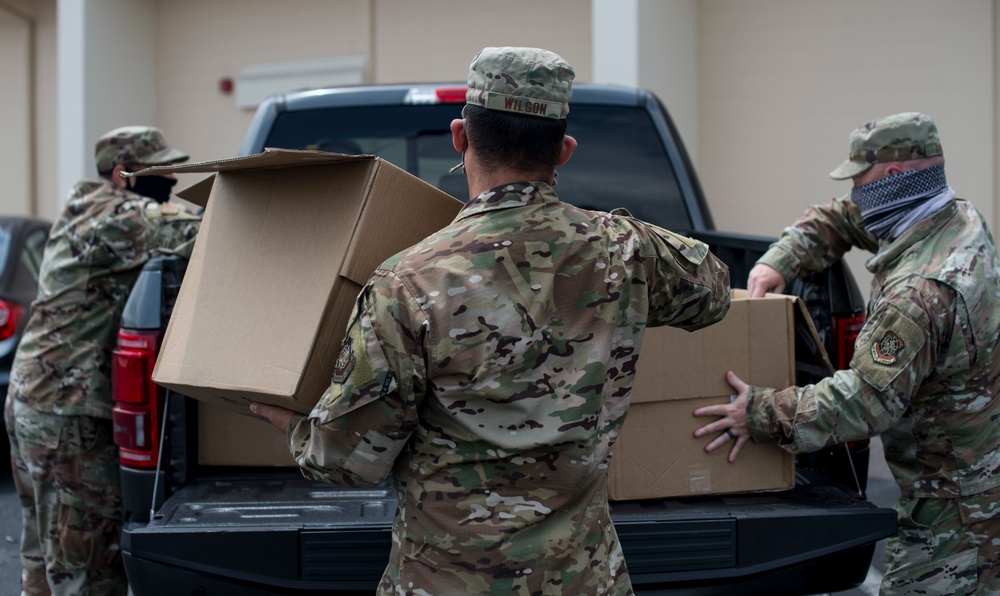 MacDill MFRC, first sergeants deliver care packages to returning deployers