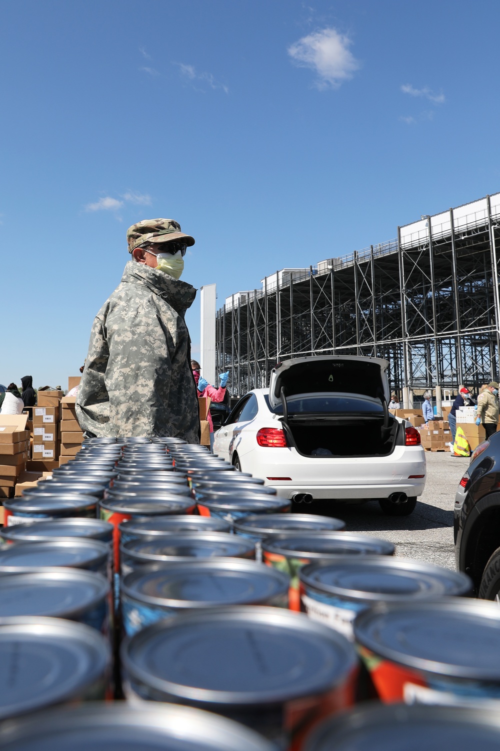 Delaware National Guard assists Food Bank of Delaware