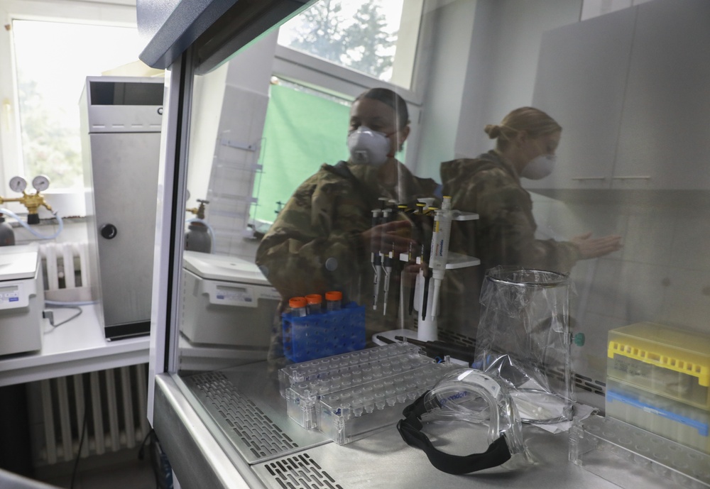 KFOR RC-E works with local hospital to increase COVID response