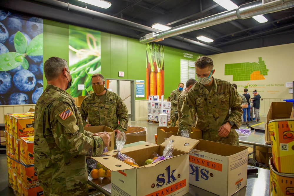 Nebraska Guard supports food bank operations in Omaha