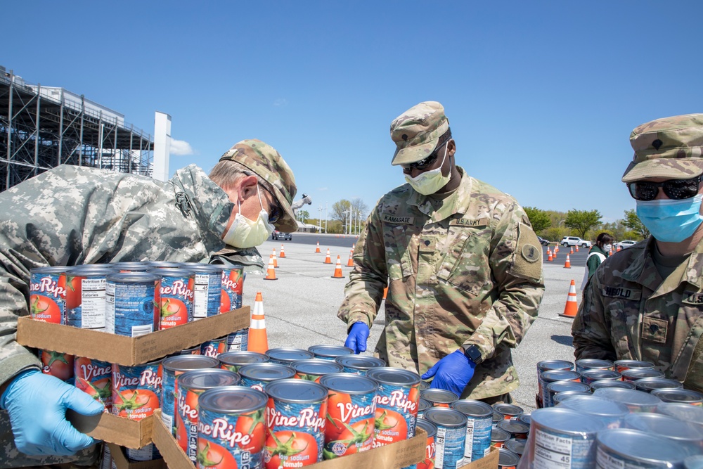 Delaware National Guard assists Food Bank of Delaware