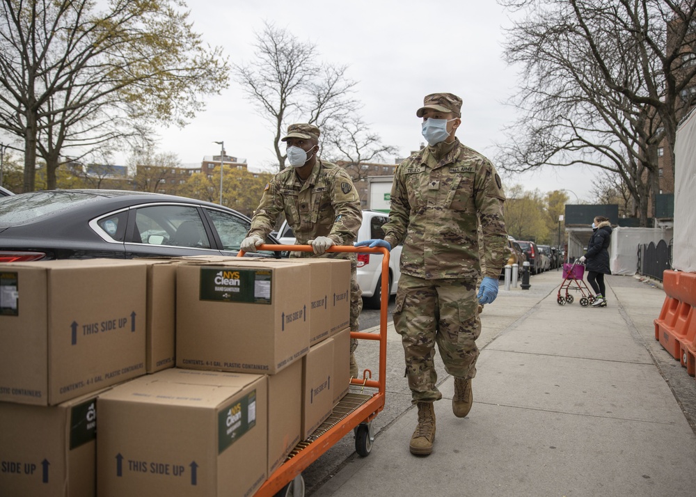 NYARNG Soldiers distribute hand sanitizer to New York City communities