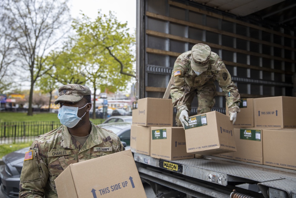 NYARNG Soldiers distribute hand sanitizer to New York City communities