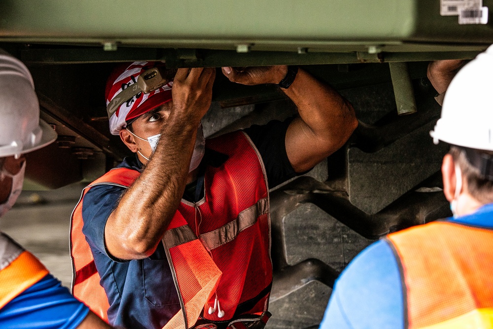 Break it Down, Back it Up | Marines with 3rd MLG backload USNS Dahl