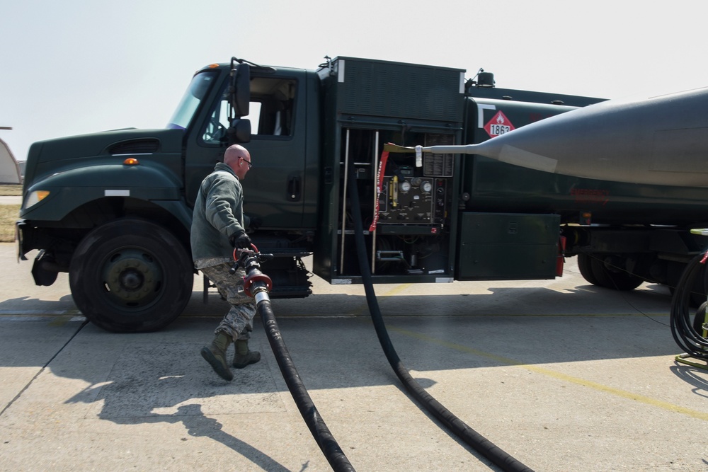 8th LRS fuels the mission