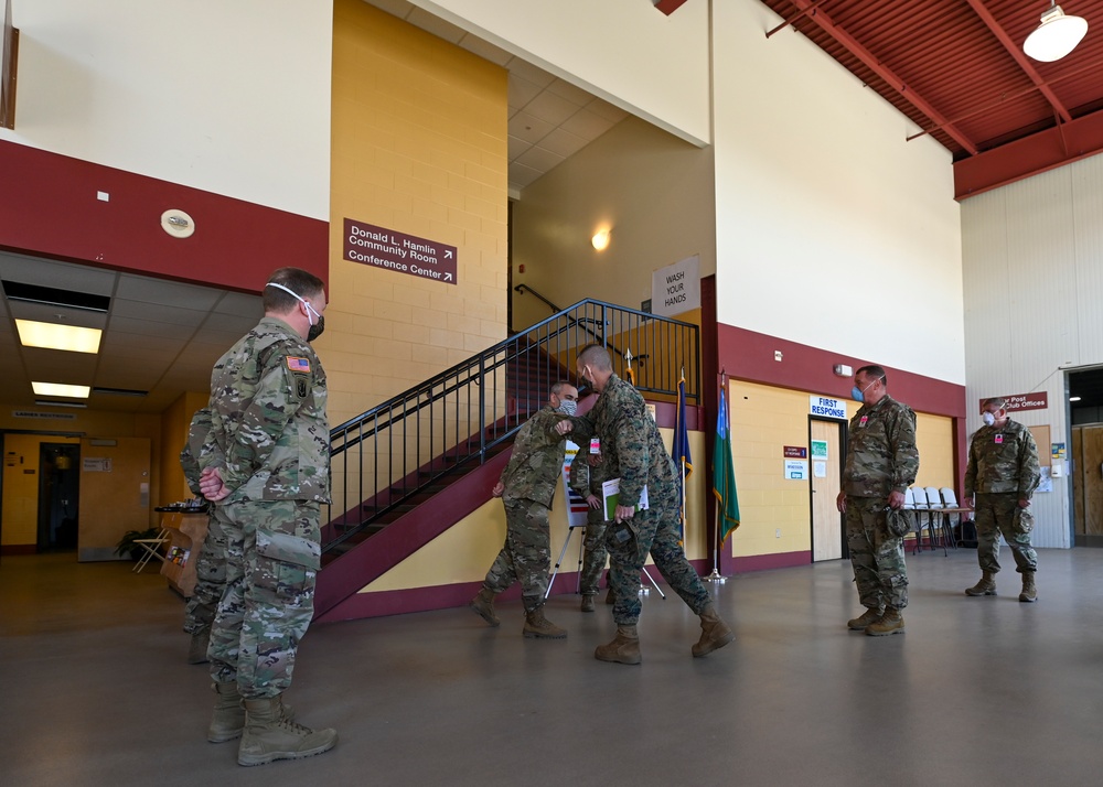 USMC senior leader visits VTNG leadership and alternative healthcare facility