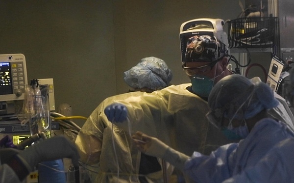 U.S. Navy Doctors, Nurses and Corpsmen Treat Patients in the ICU Aboard USNS Comfort