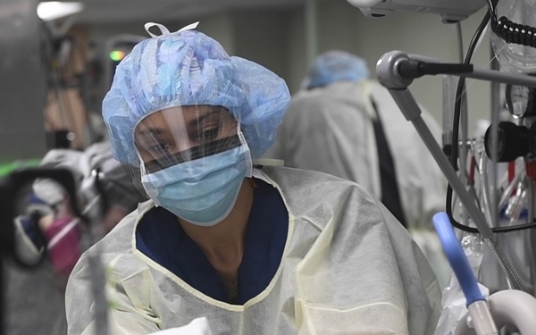 U.S. Navy Doctors, Nurses and Corpsmen Treat Patients in the ICU Aboard USNS Comfort