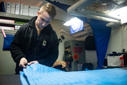 USS Harry S. Truman (CVN 75) transits the Mediterranean Sea