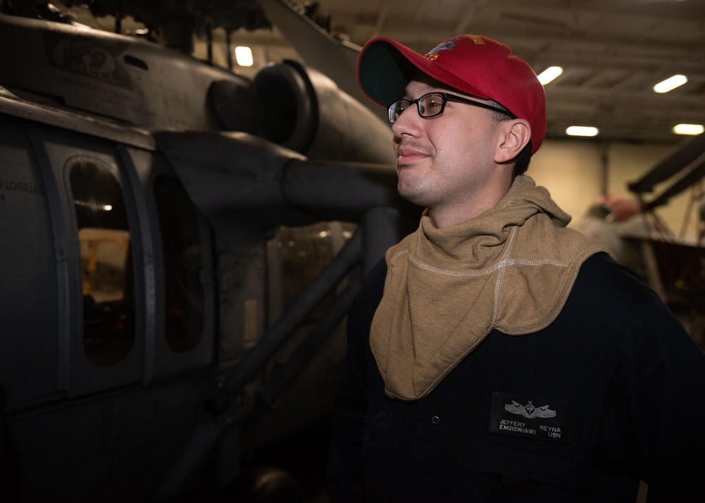 USS Harry S. Truman (CVN 75) transits the Atlantic Ocean