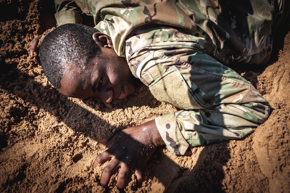 Basic Combat Trainees Complete Obstacle Course on Fort Sill