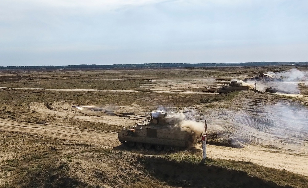 Top Gunner Crews from the 2ABCT awarded, shoot TOW missile