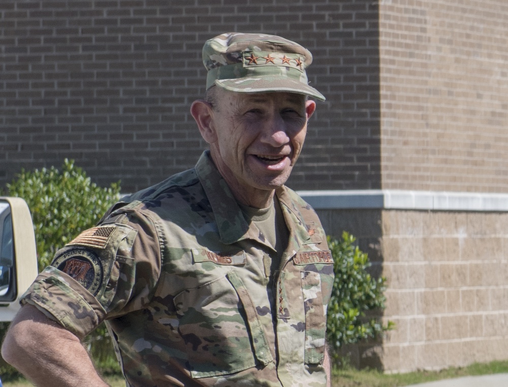 Air Combat Commander visits Task Force-Southeast