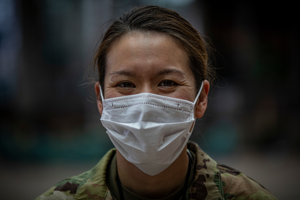 New Jersey Air National Guard Commander tours Federal Medical Station Atlantic City