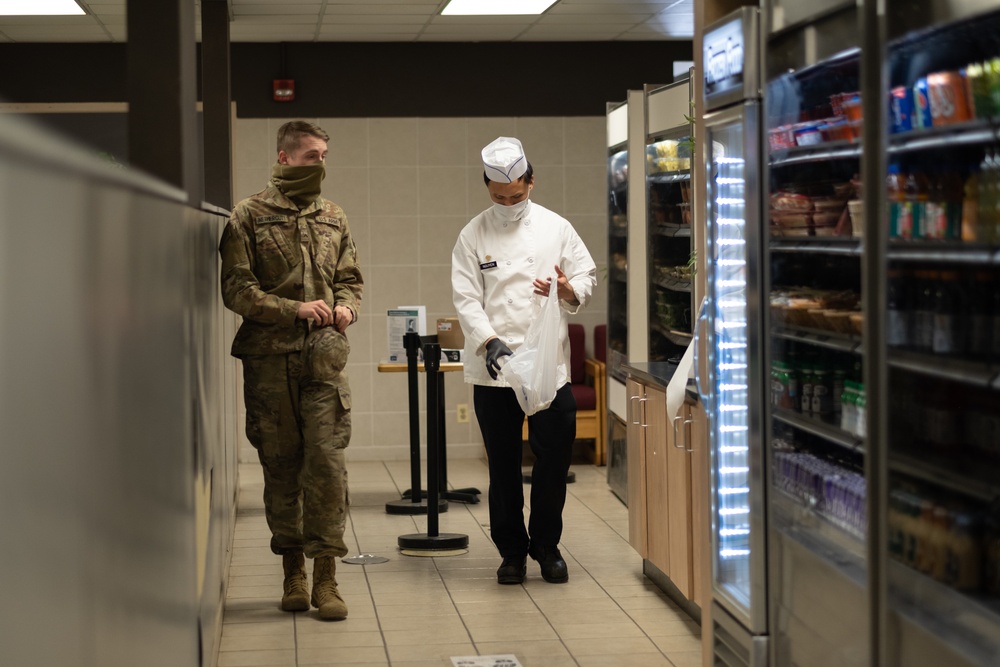 &quot;The Outpost&quot; kiosk provides grab-and-go meals to 4ID Soldiers