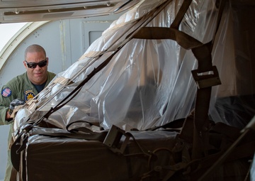 VR58 Loads EUCOM Mail from CLDJ