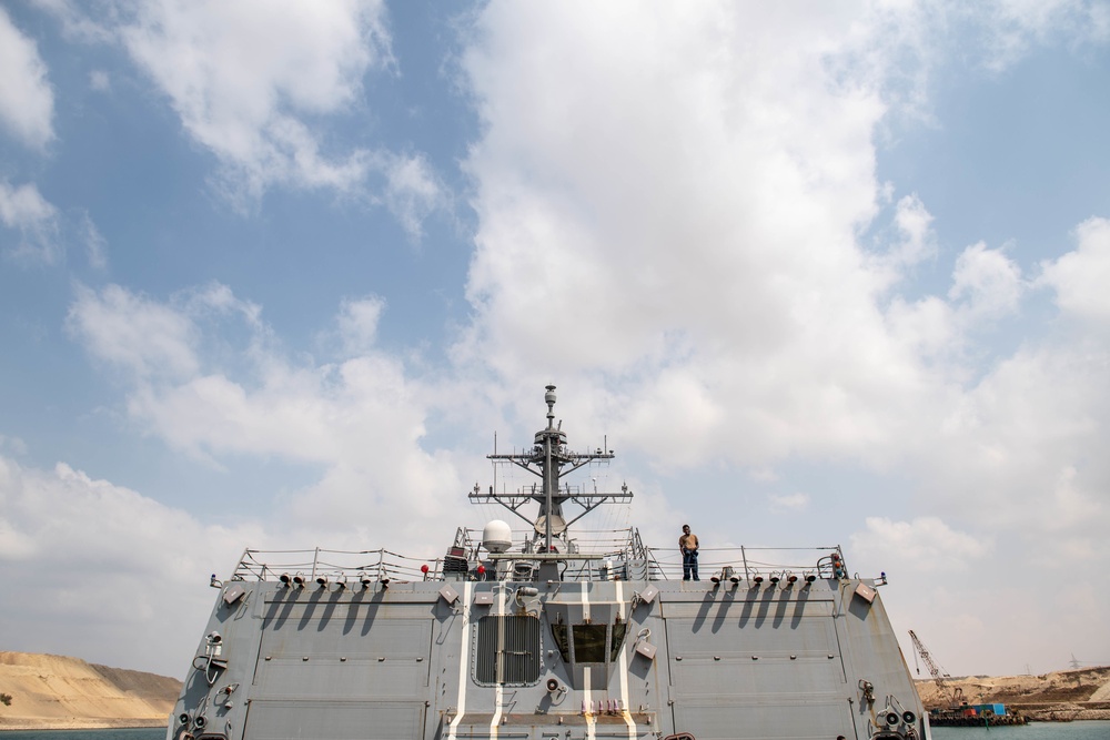 Truxtun Conducts Operations in the 5th Fleet Area of Operations