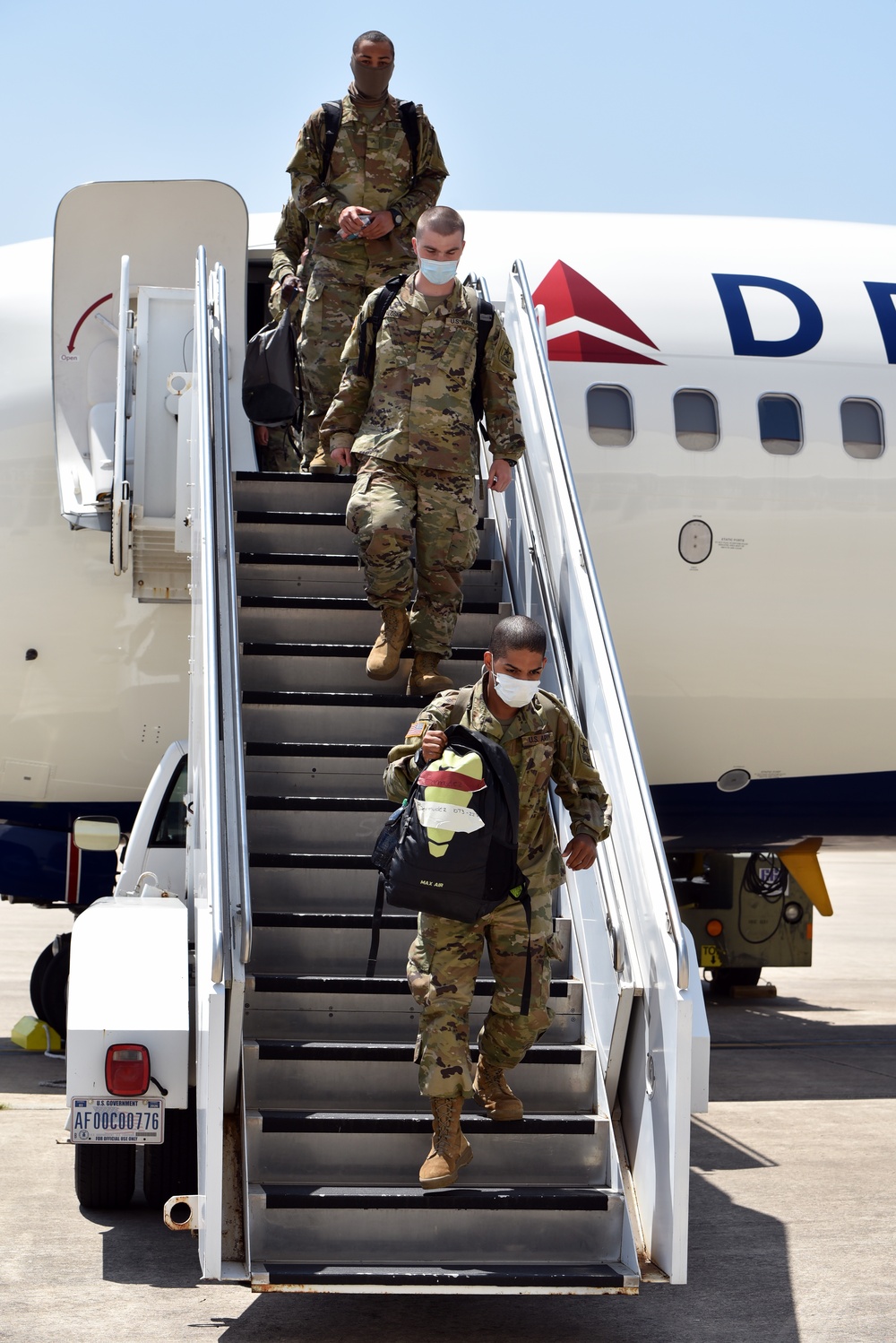 BCT Soldiers transported via contracted commercial airplane to the U.S. Army Medical Center of Excellence