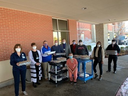 USSTRATCOM employee recognizes health care workers, first responders with comfort food