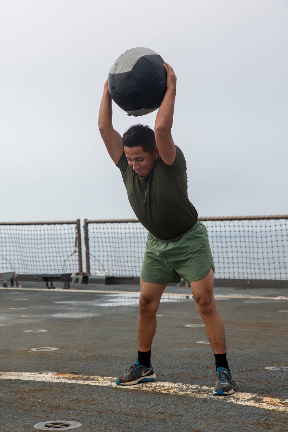 Pumped up: 31st MEU, CLB-31 participates in HITT workout