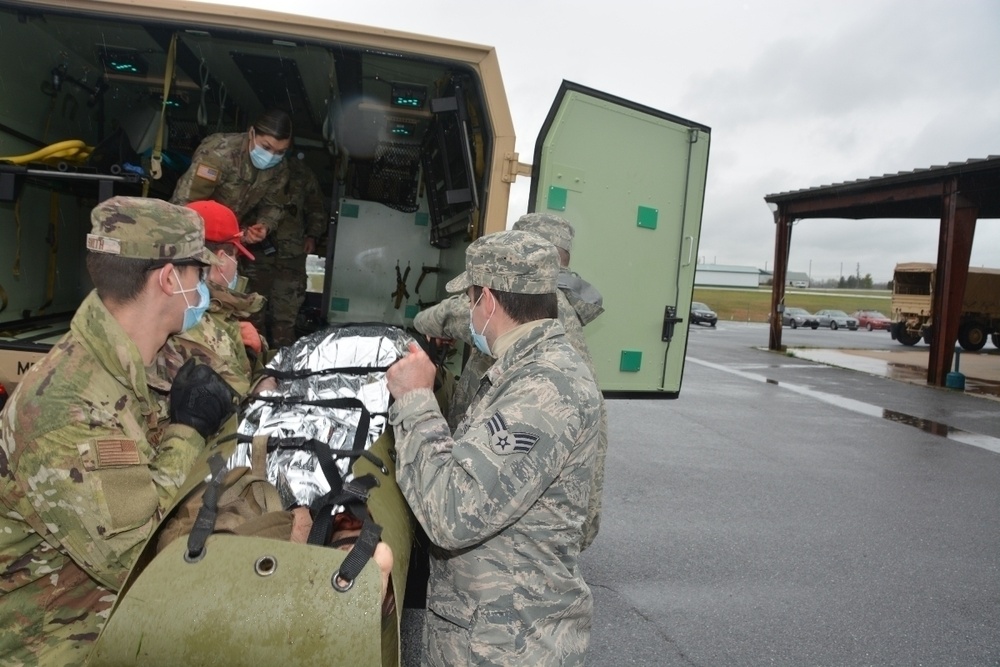 Pa. Guard members receive medical training at Fort Indiantown Gap