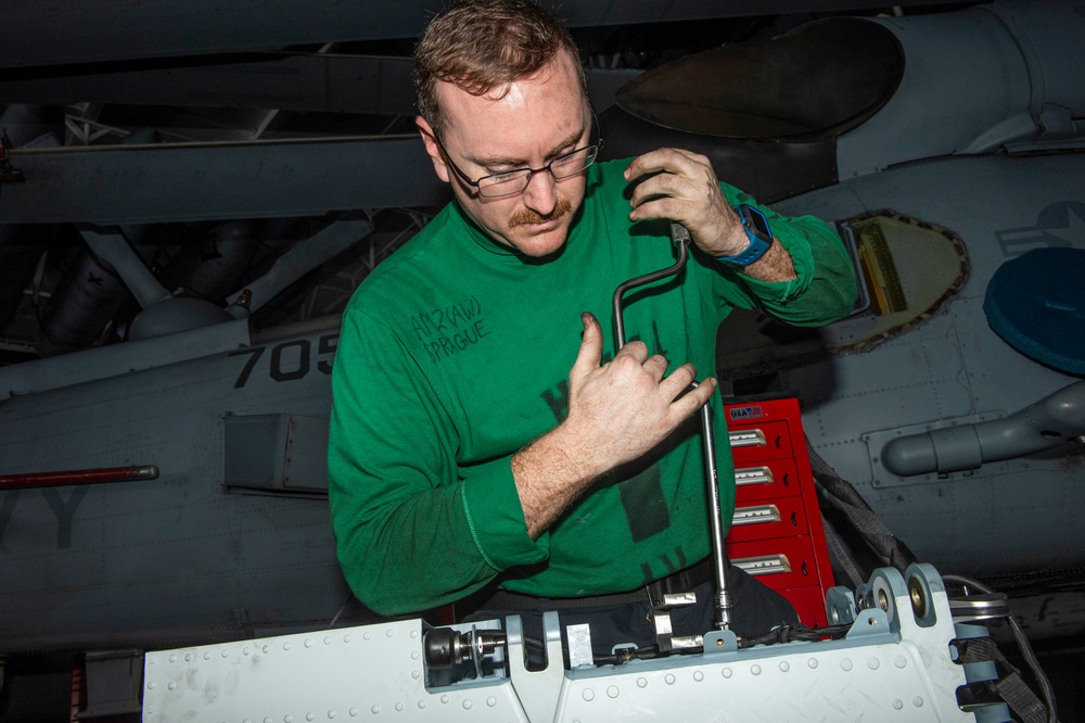 Ike Conducts Operations in the Red Sea