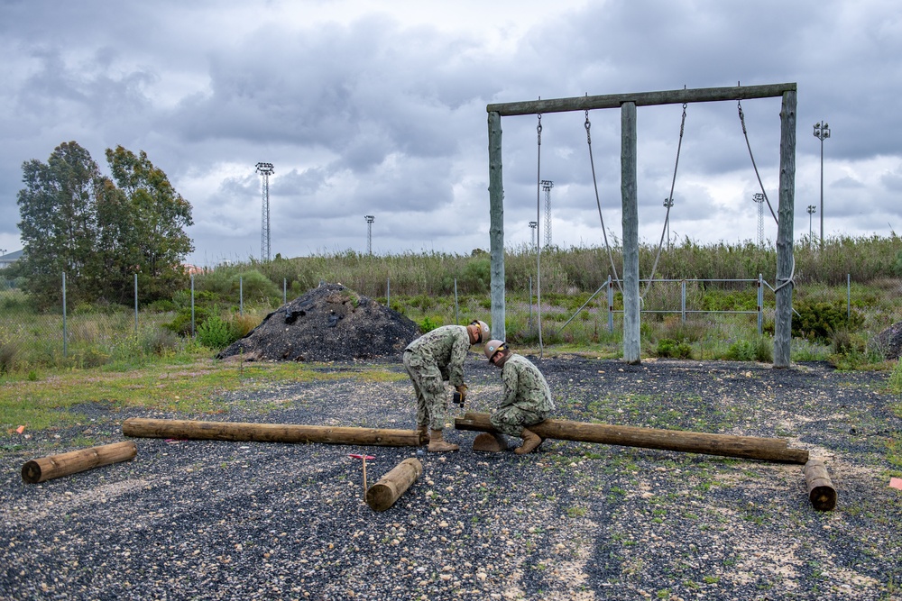 Seabees construct USMC obstacle course on Naval Station Rota