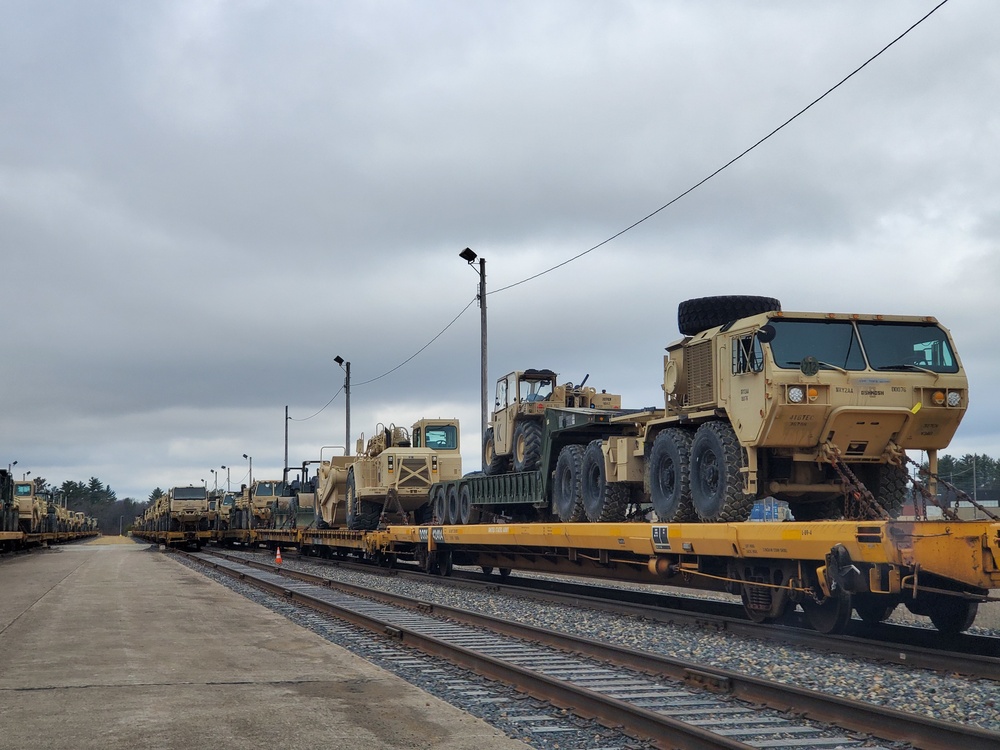 Fort McCoy supports rail movement for deploying Army Reserve unit