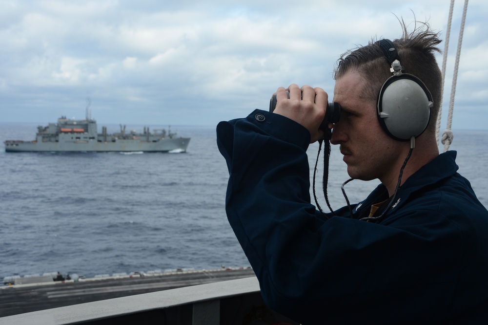 USS Harry S. Truman (CVN 75) transits the Atlantic Ocean