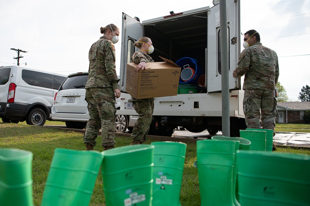 Oklahoma National Guardsmen help longterm care facilities fight COVID-19