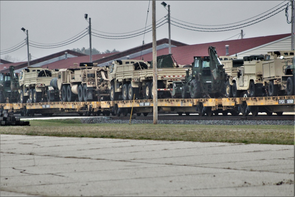 Fort McCoy supports rail movement for deploying Army Reserve unit