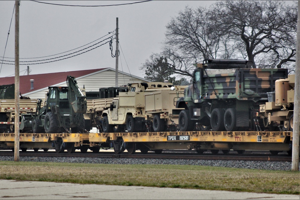Fort McCoy supports rail movement for deploying Army Reserve unit