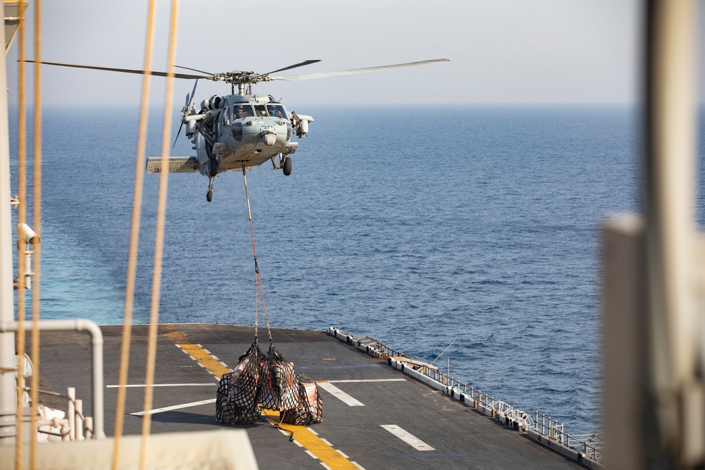 RAS, USS Bataan (LHD 5)