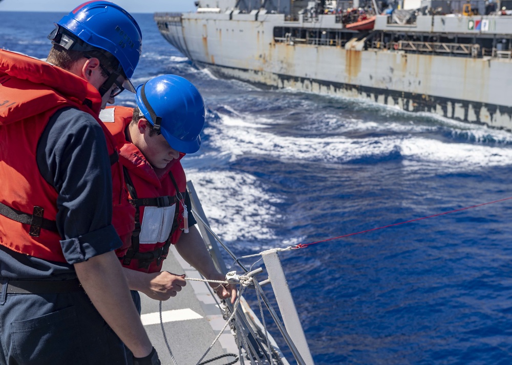 USS Mustin Conducts Replenishment at sea