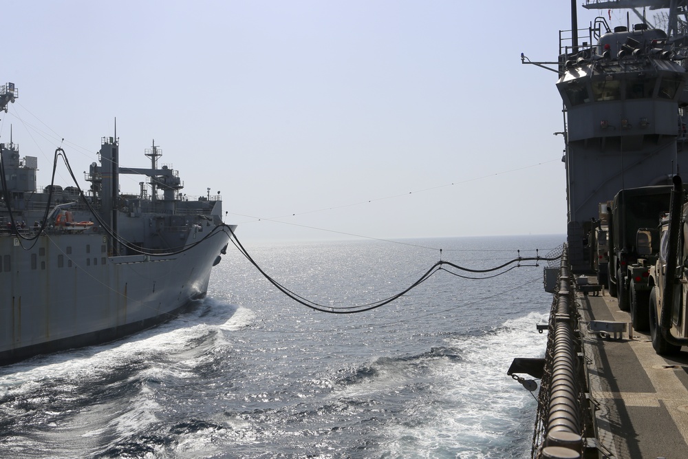 USS Oak Hill refuels during replenishment-at-sea